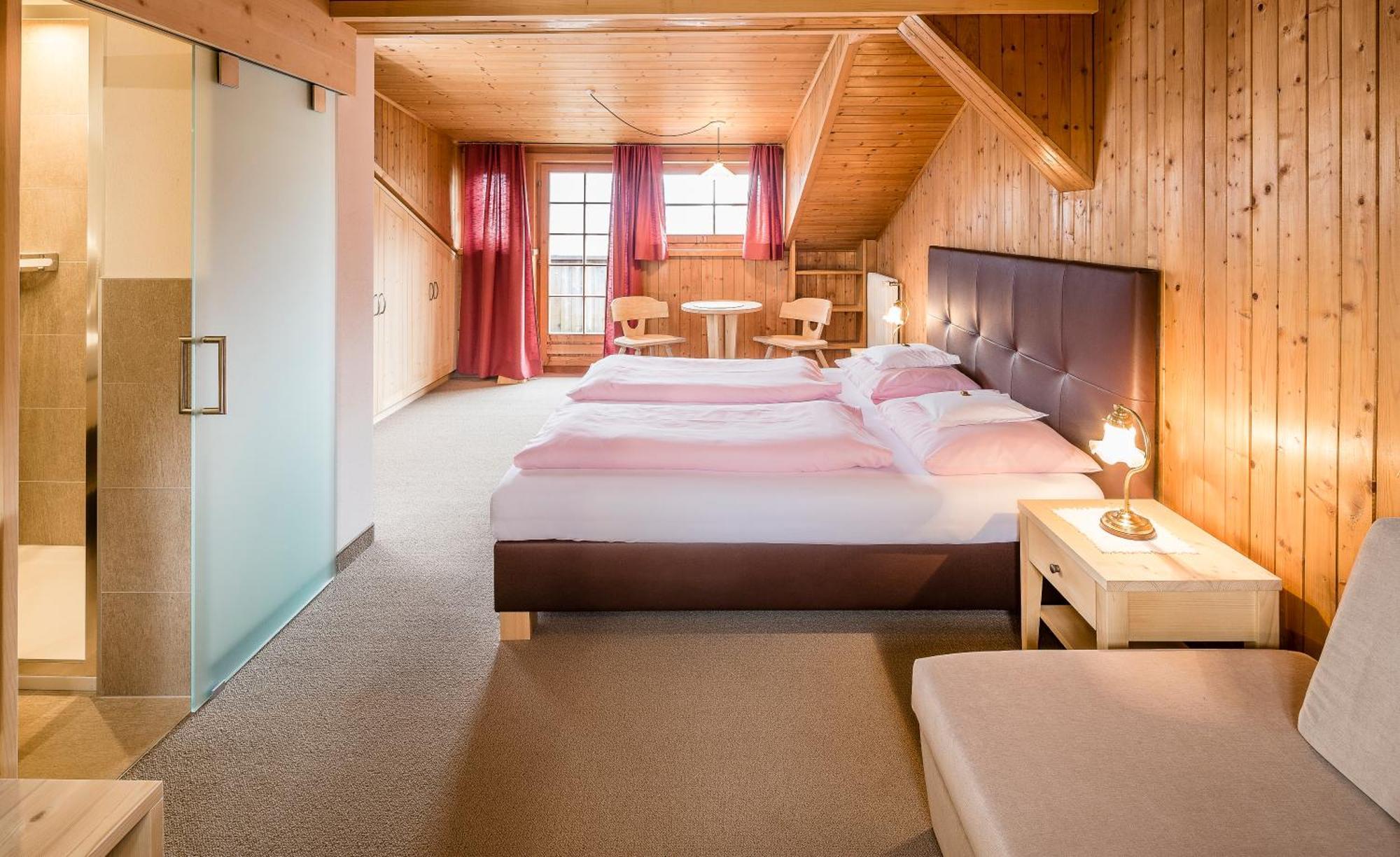 Gasthof Eggwirt Ulten Buitenkant foto