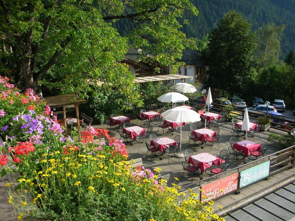 Gasthof Eggwirt Ulten Buitenkant foto