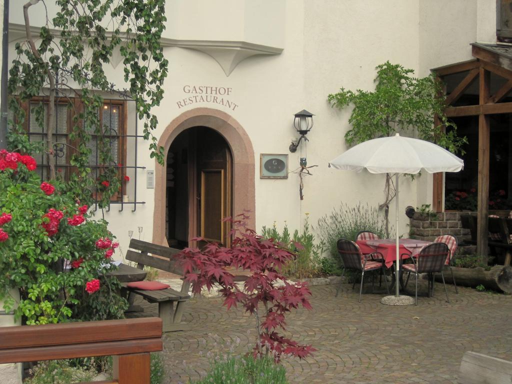 Gasthof Eggwirt Ulten Buitenkant foto